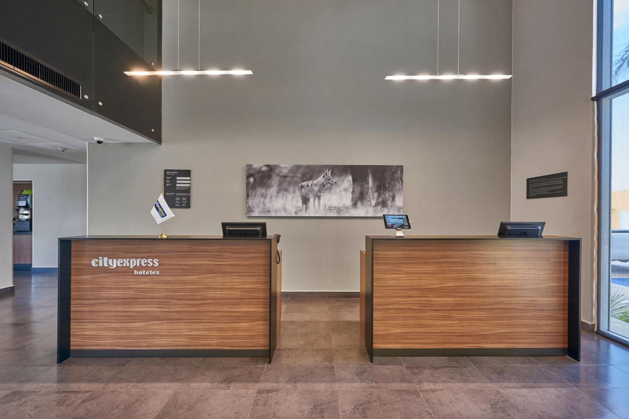 City Express By Marriott Hermosillo Expo Екстер'єр фото