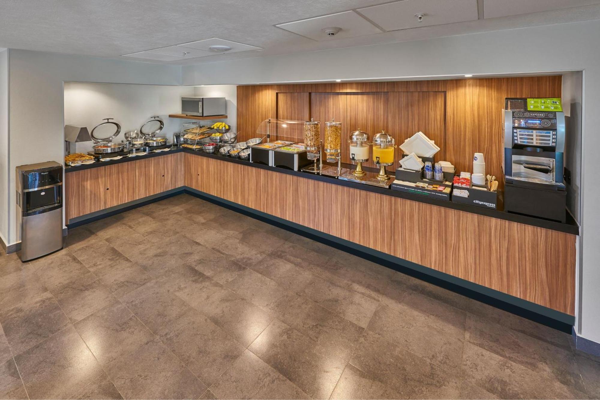 City Express By Marriott Hermosillo Expo Екстер'єр фото